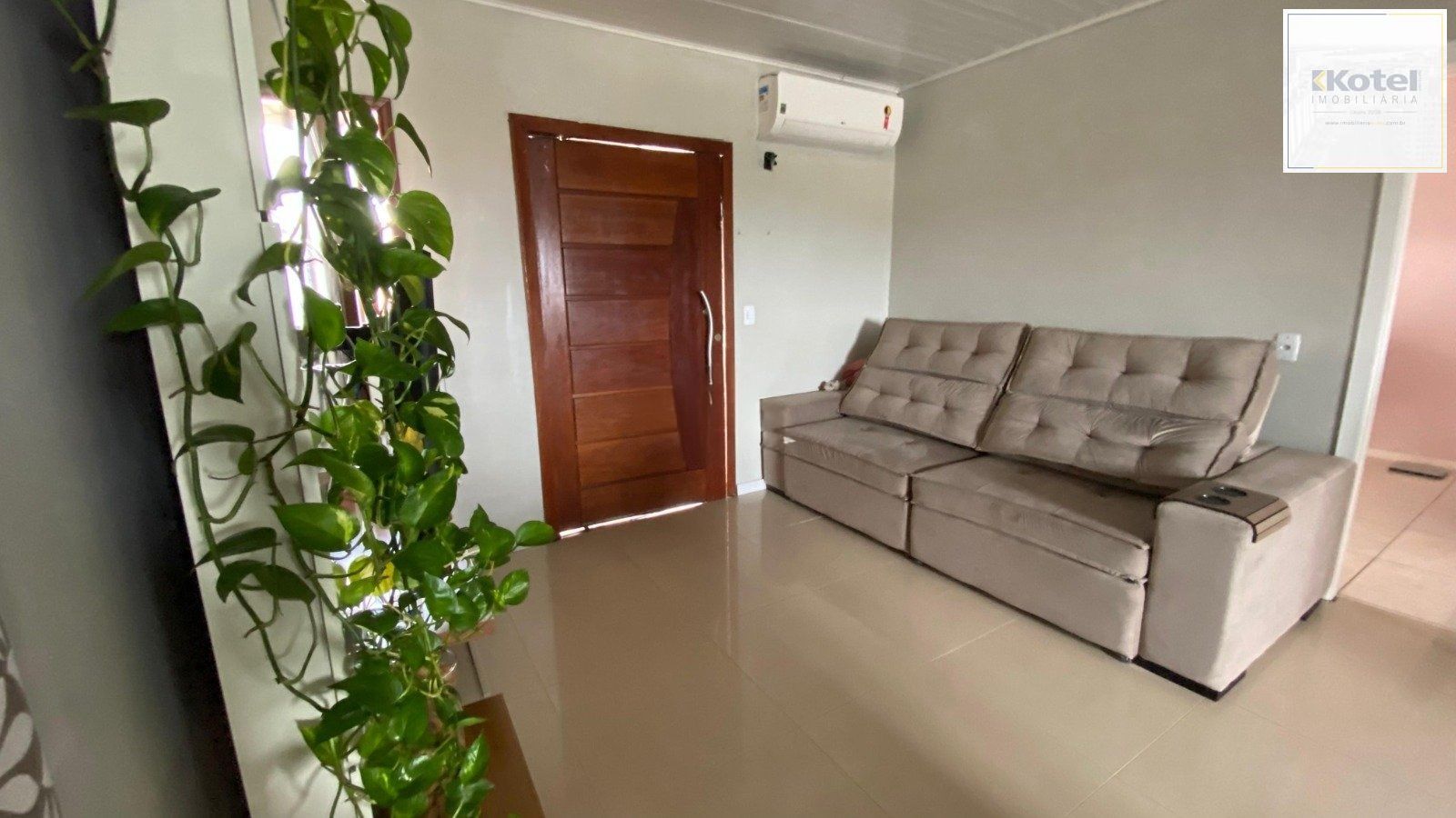 Casa térrea com 2 dormitórios, totalmente reformada. — foto 3