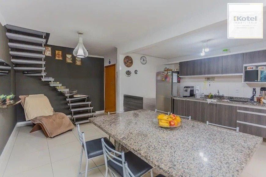 Cobertura com 4 dormitórios, suíte e amplo terraço - Cristo Redentor