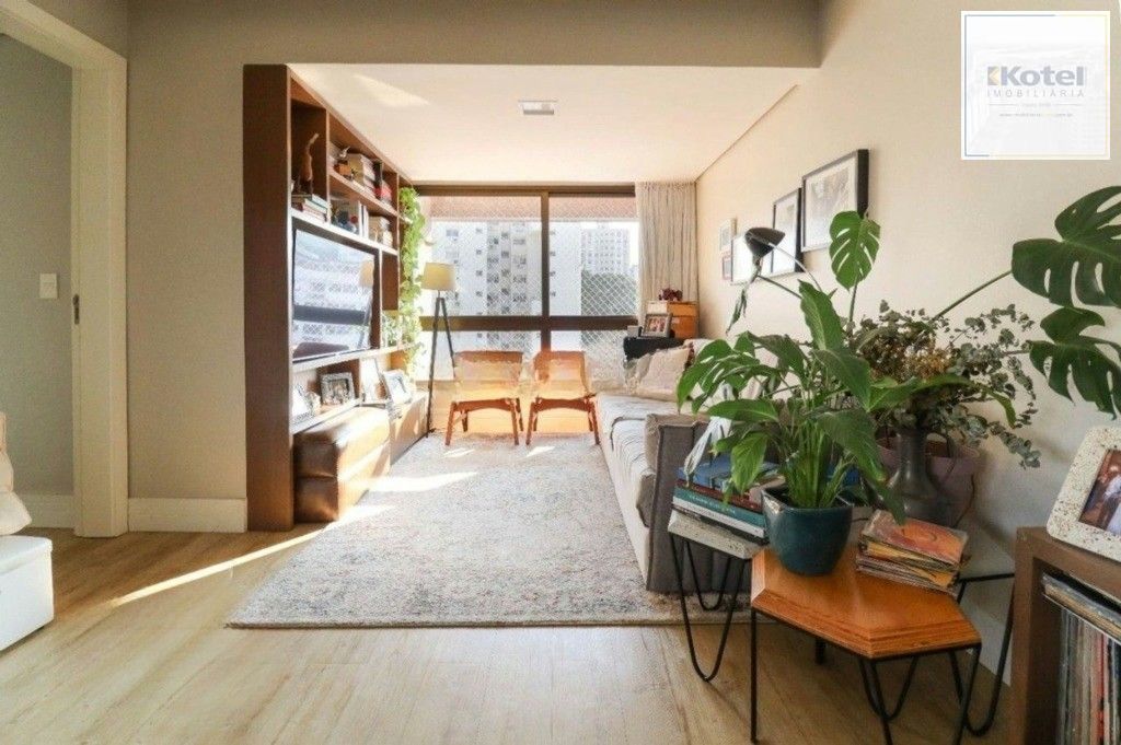 Apartamento semimobiliado com churrasqueira no Higienópolis