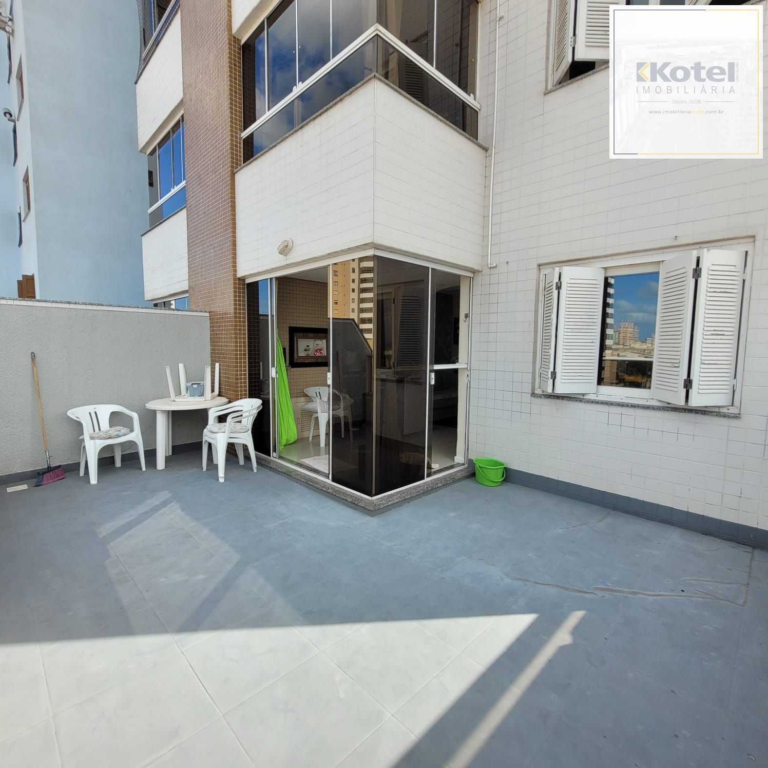 Apartamento com terraço, sacada, churrasqueira, 1 dor no Centro de Tramandaí — foto 4