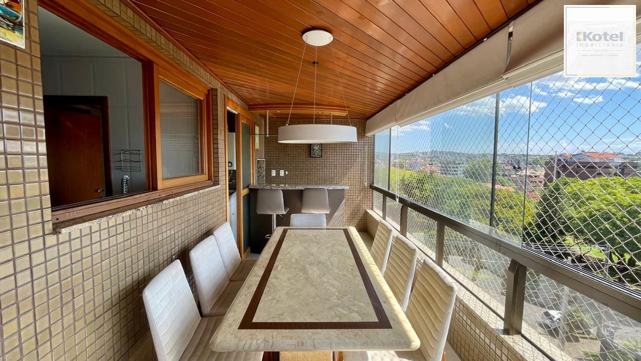 Apartamento mobiliado com sacada e churrasqueira