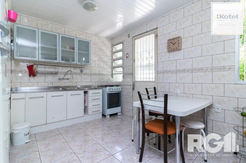 Casa 3 quartos à venda, 224m², Vila Ipiranga - Porto Alegre