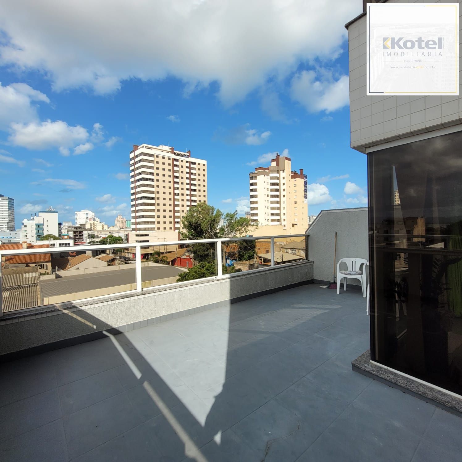 Apartamento com terraço, sacada, churrasqueira, 1 dor no Centro de Tramandaí — foto 5