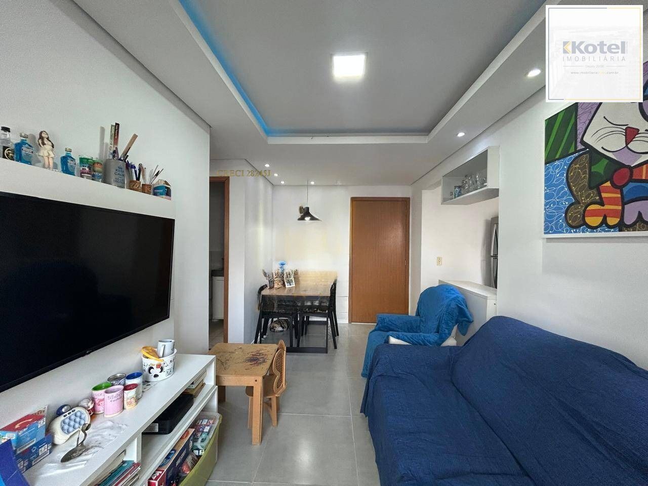Apartamento com 2 dormitórios, suíte, sacada, churrasqueira e vaga.