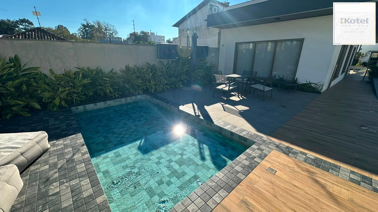 Casa em Condomínio com Terraço e Lazer Completo
