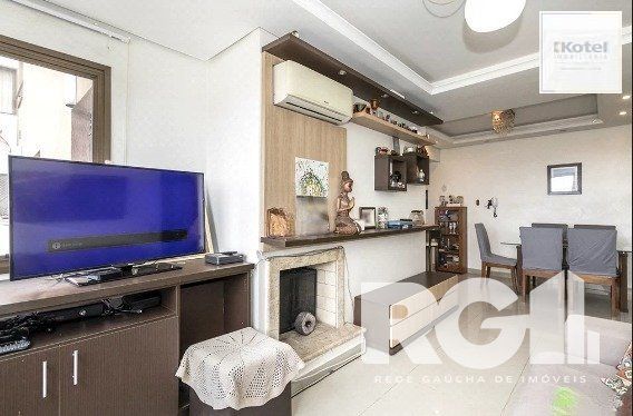 Apartamento 3 Dormitórios com Suíte, Lareira e 2 Vagas — foto 4
