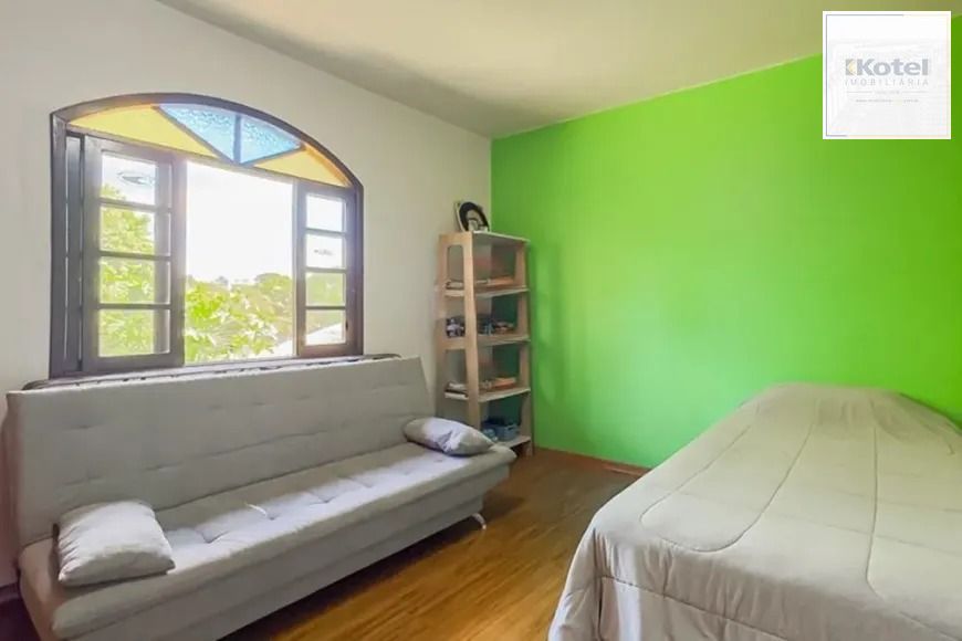 Casa térrea com 4 dormitórios, suíte e 2 vagas. — foto 2