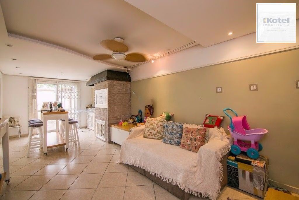 Casa de esquina com 6 dormitórios, 430m², piscina, 4 vagas — foto 2