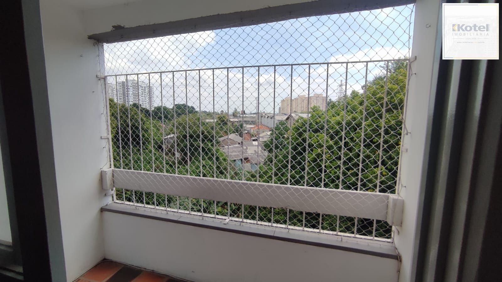 Apartamento, 2 dorm, sacada, 1 vaga cobert, ao lado do Triagulo Assis Brasil — foto 4