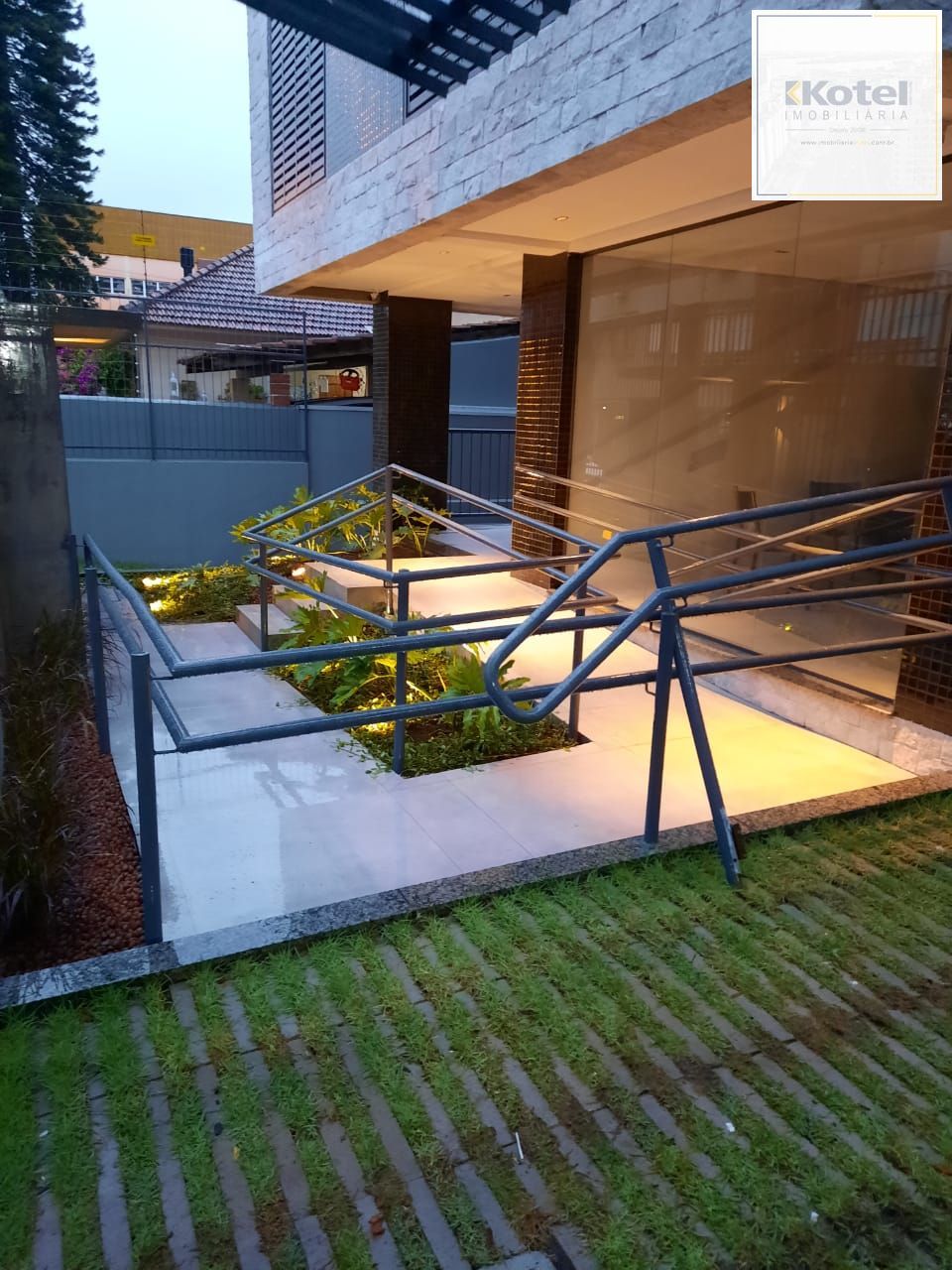 Apartamento com 109m², localizado no bairro Passo da Areia em Porto ALegre/RS. — foto 4