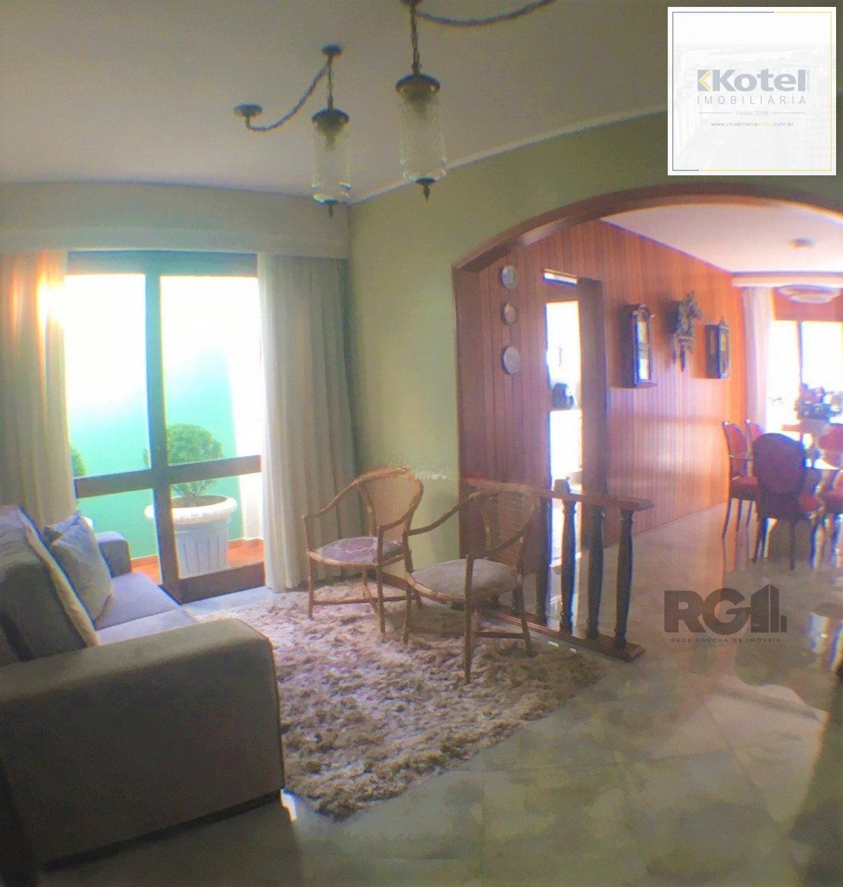 Casa com 3 dormitórios, localizada no bairro Jardim Itu em Porto Alegre/RS. — foto 4