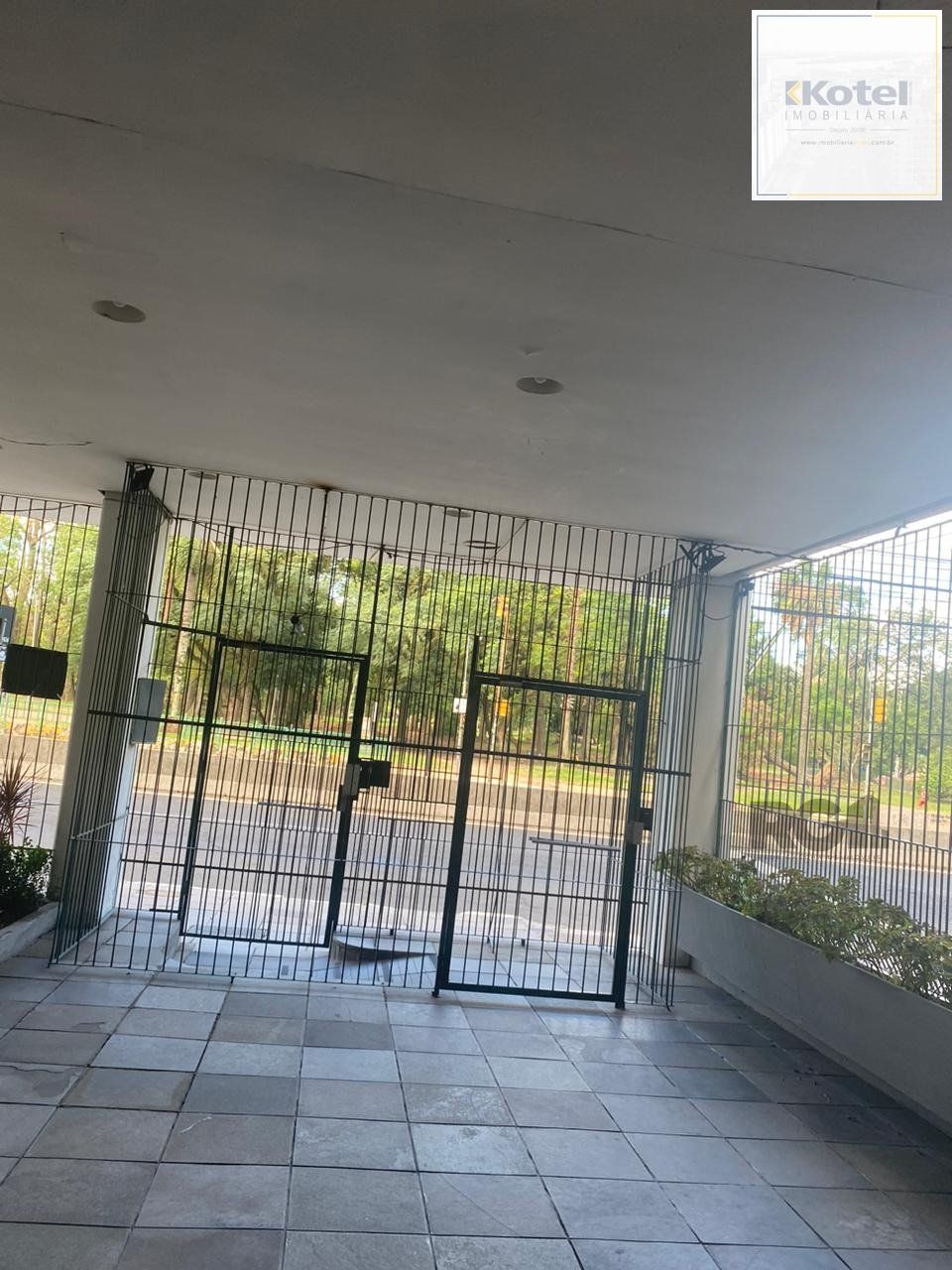 Vende-se apartamento impecável de 2 dormitórios