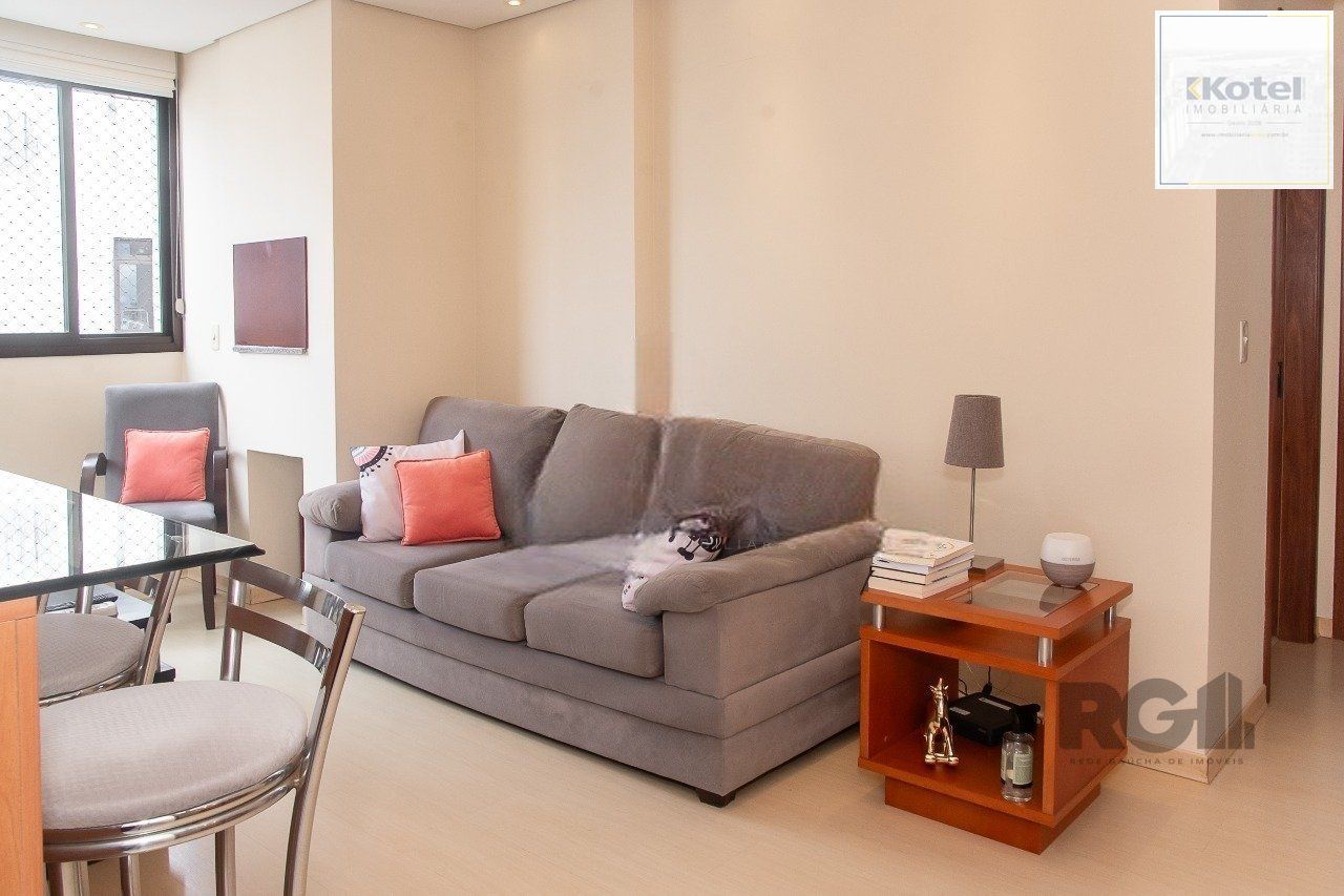 Apartamento a venda ,02 dormitórios mobiliado na Cidade Baixa,61m² privativos