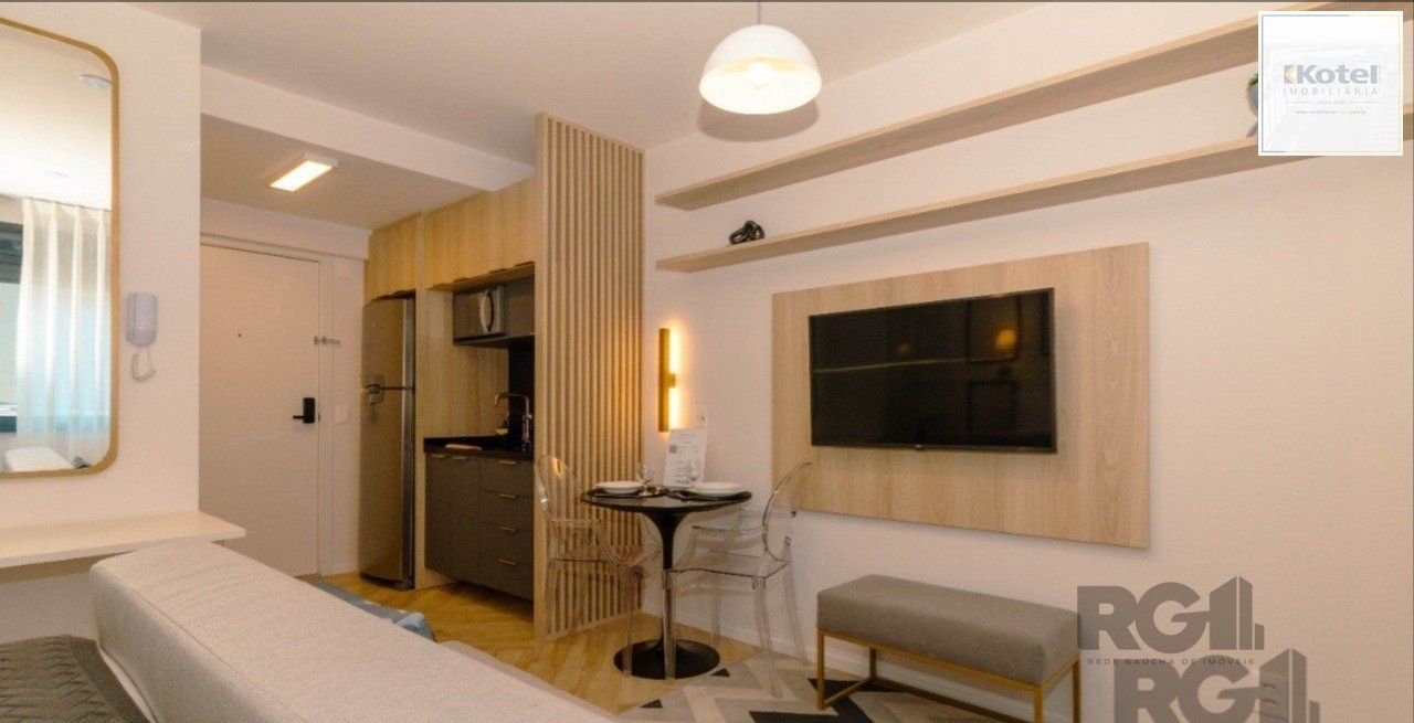 LOFT  MOBILIADO - MONT` SERRAT