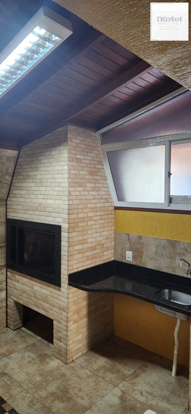 Casa com 67m², localizada no bairro Sarandi em Porto Alegre/RS.