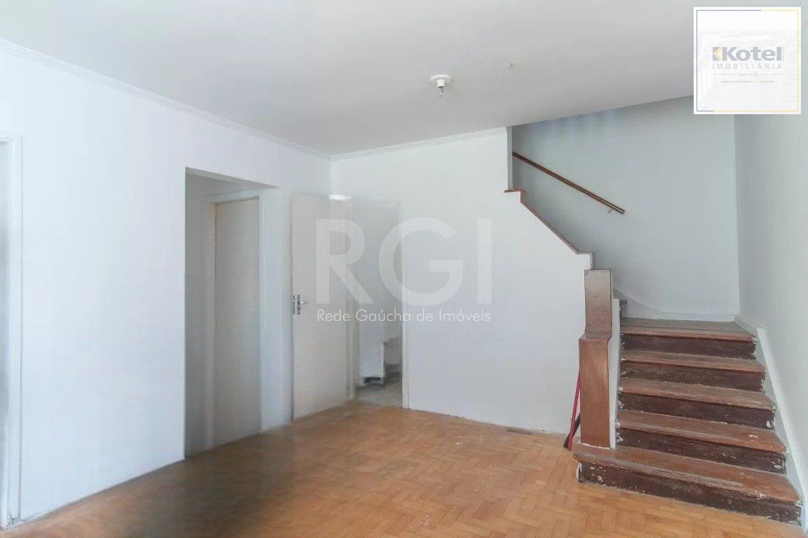Vende casa 03 dormitórios, 275,22 m², bairro Azenha/Porto Alegre — foto 2