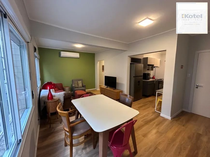 Apartamento com 83m², localizado no bairro Rio Branco em Porto ALegre/RS.