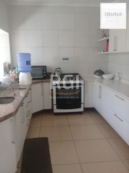 Casa para Venda - 210m², 3 dormitórios, sendo 1 suites, Cidade Baixa
