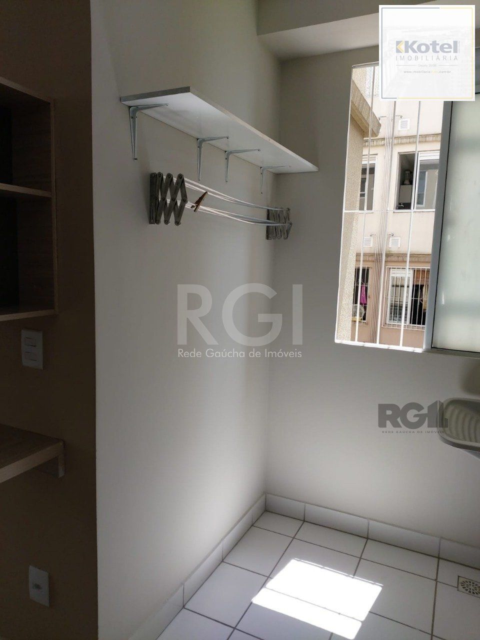 Apartamento com 01 dormitório, sala, cozinha, banheiro social, bem arejado,  ótima localização, próximo a UNIVERSIDADE DA FAPA. — foto 5