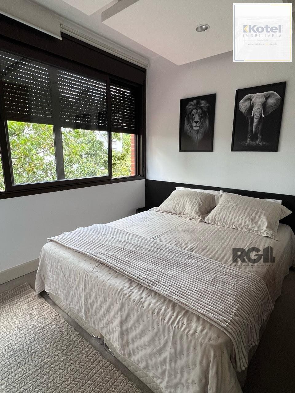 Excelente apartamento inteiramente decorado e mobiliado, com ótimo acabamento em localização privilegiada.