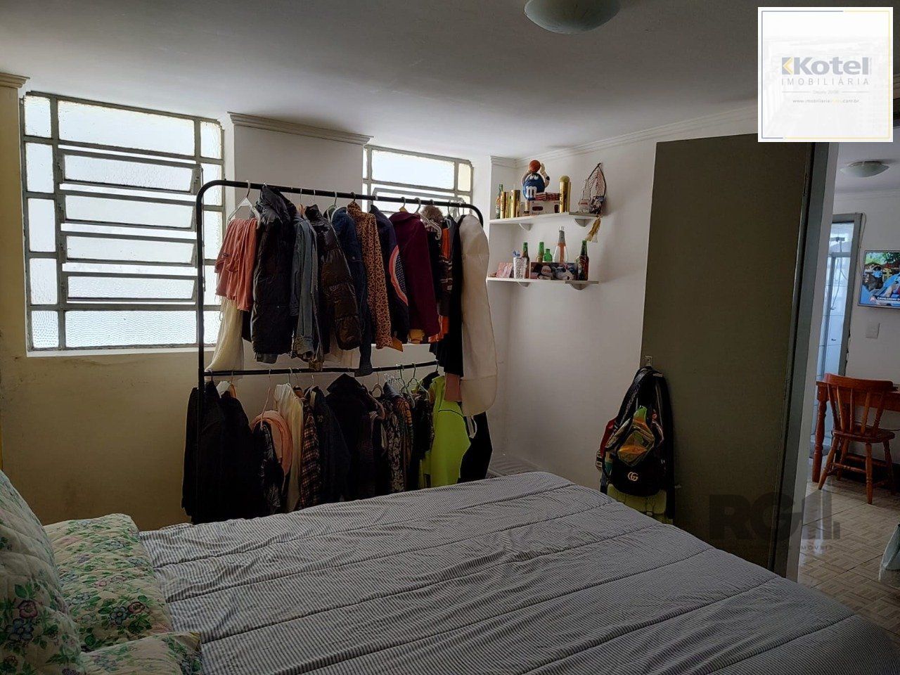 Apartamento a venda com 1 Dormitório(s) - Petrópolis — foto 2