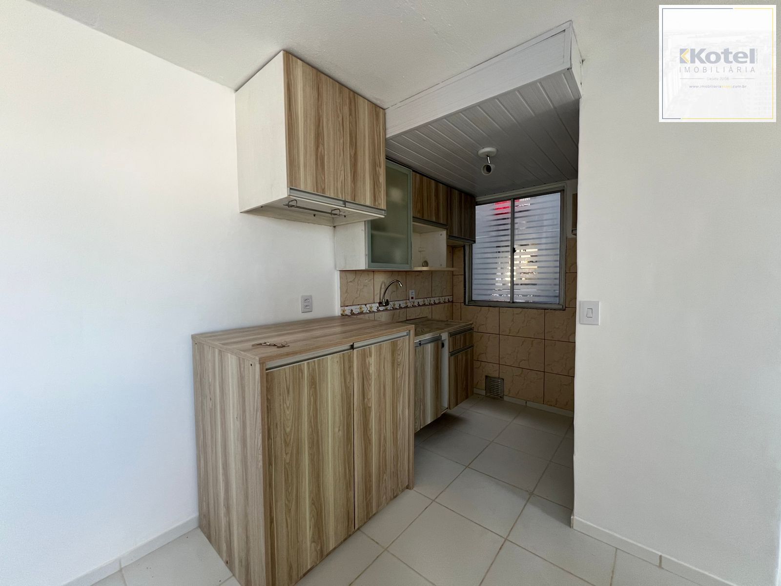 Apartamento de 2 dormitórios à venda bairro campo novo