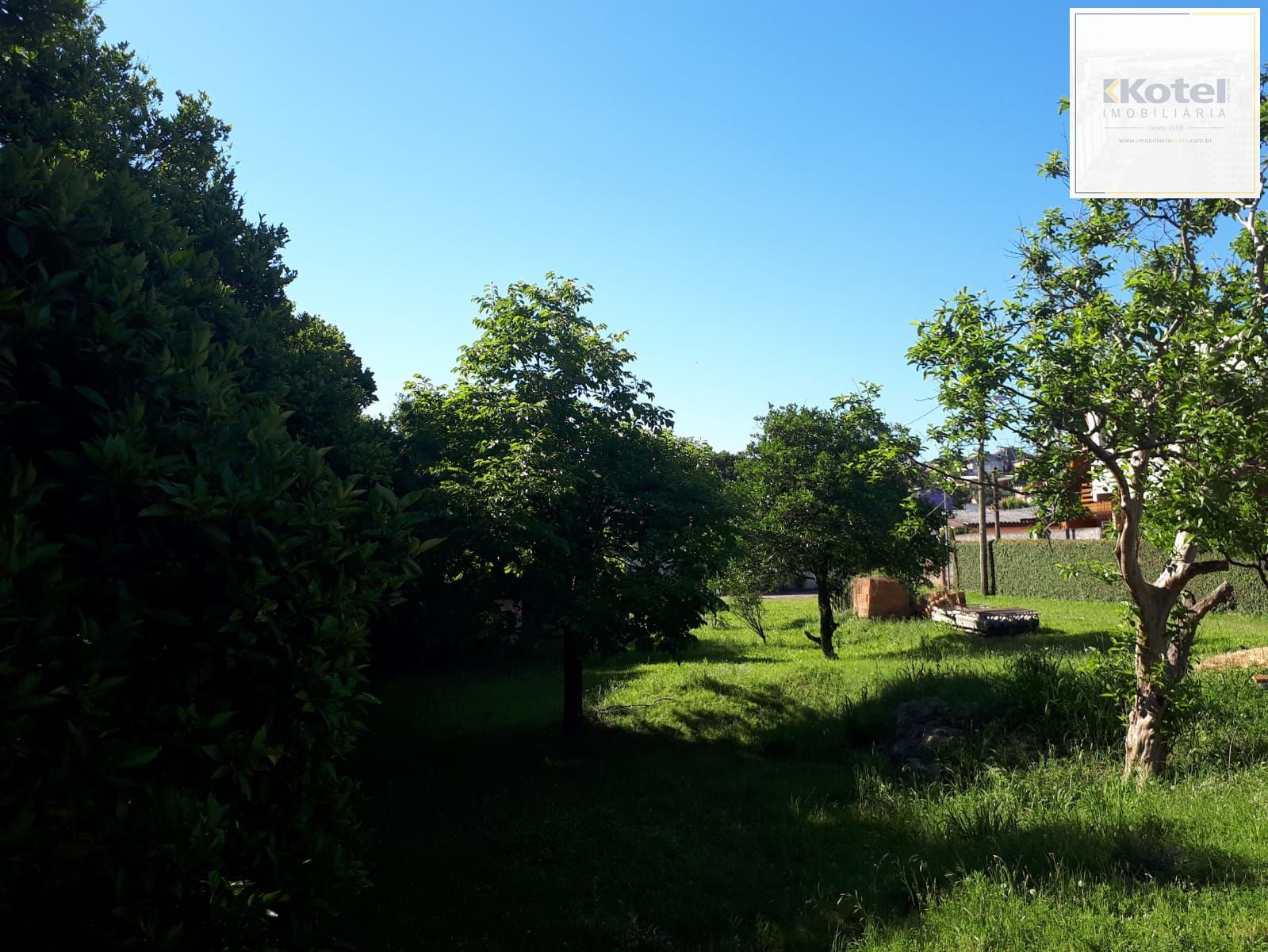 Amplo terreno à venda com 1440m² — foto 2