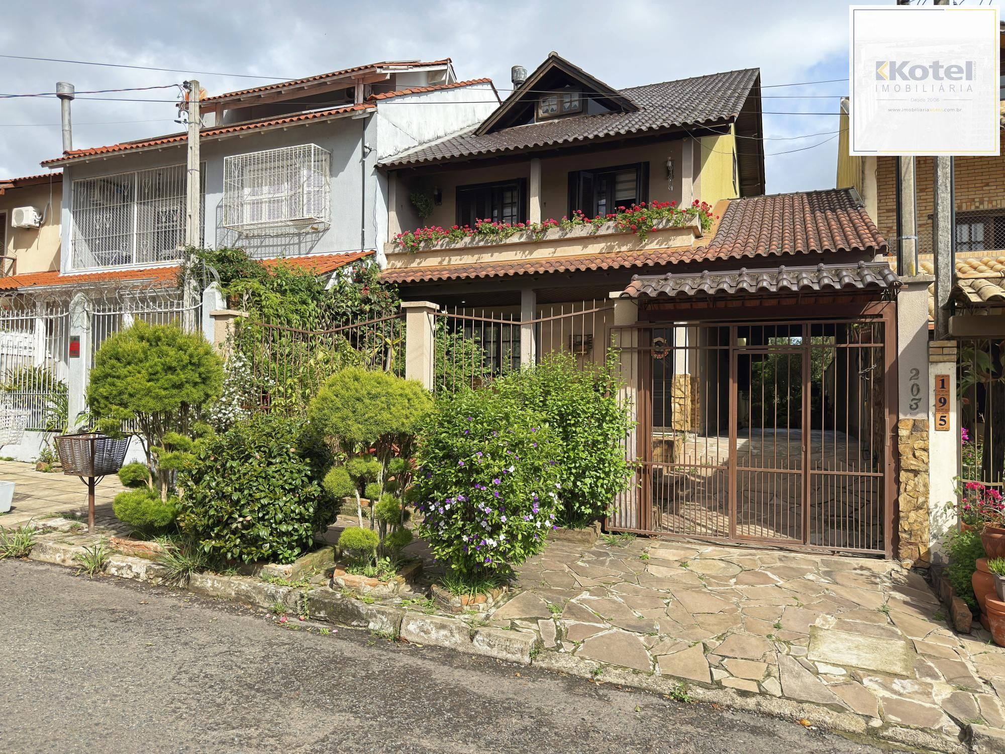 Excelente sobrado com 255 m² de área privativa 3 dormitórios com opção do 4 dormitórios — foto 2