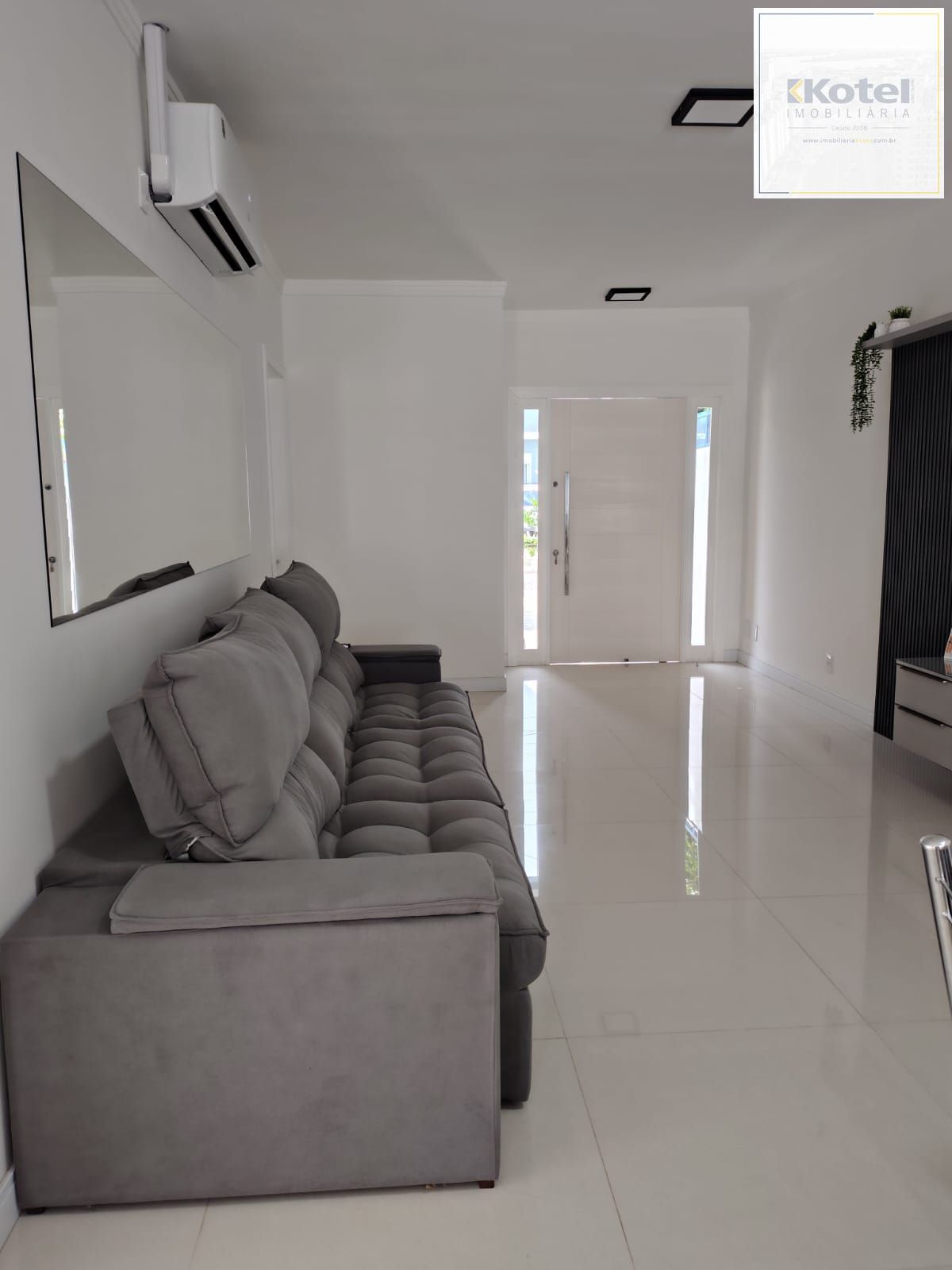 Casa para Venda - 100m², 3 dormitórios, sendo 1 suites, 1 vaga -  placa Solar -  Lagos De Nova Ipanema — foto 2