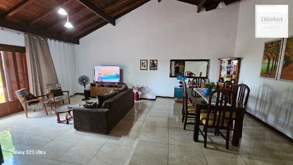 Casa em Porto Alegre, no bairro Belém Novo, com 3 dormitório(s), e 3 banheiros, à venda. — foto 5