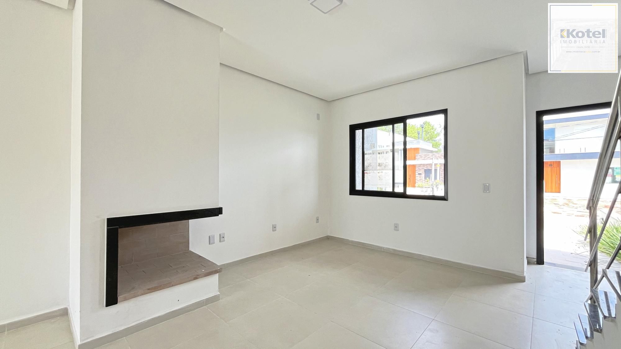 Casa em Porto Alegre, no bairro Hípica, com 3 dormitório(s), e 3 banheiros, à venda. — foto 2