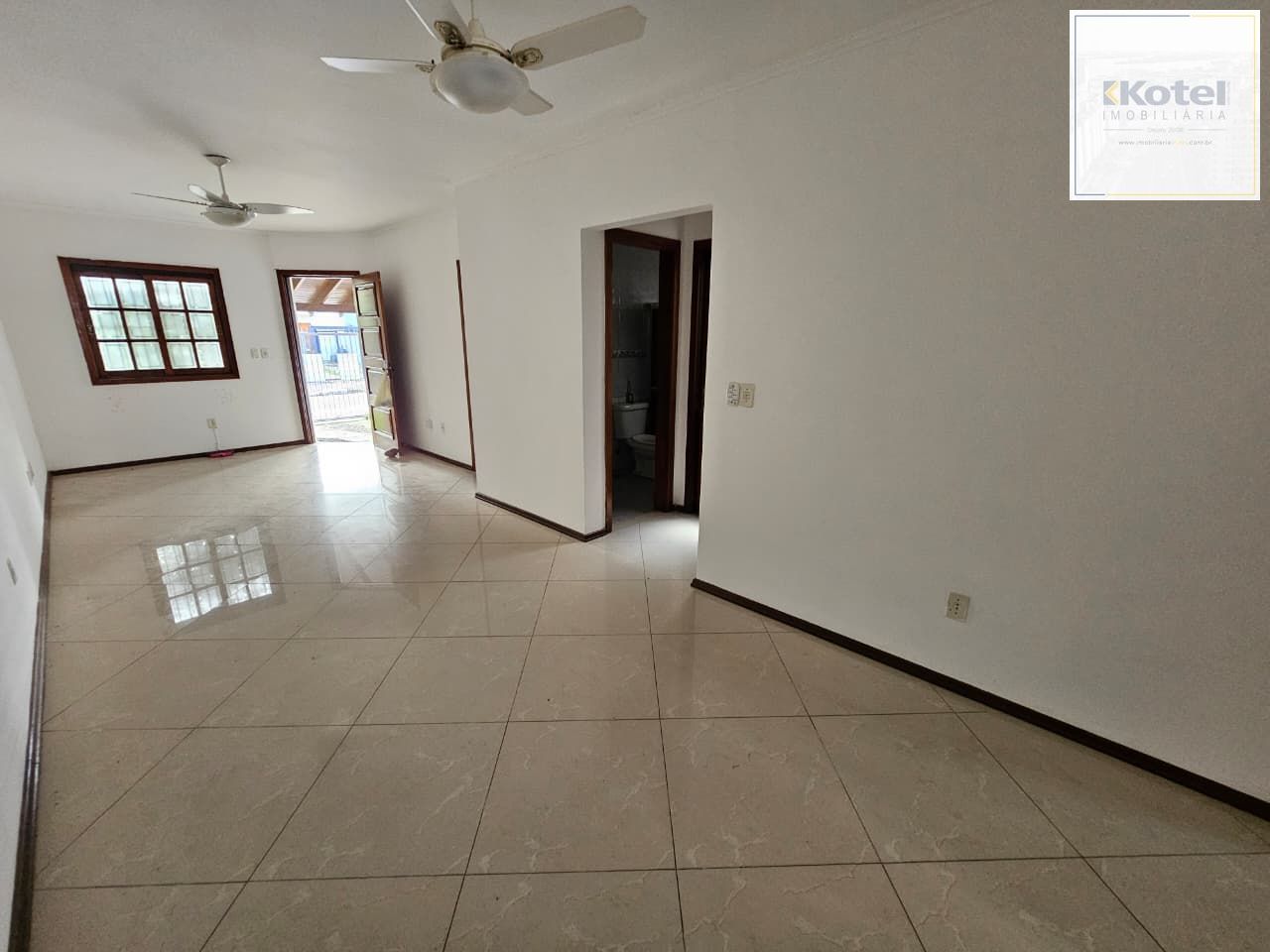 Casa 03 dormitórios no Bairro Hipica - Residencial Nova Ipanema