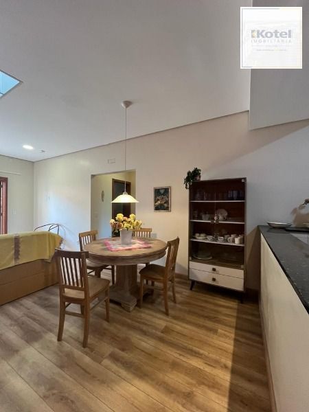Apartamento em Porto Alegre, no bairro Tristeza, com 2 dormitório(s), e 2 banheiros, à venda. — foto 4