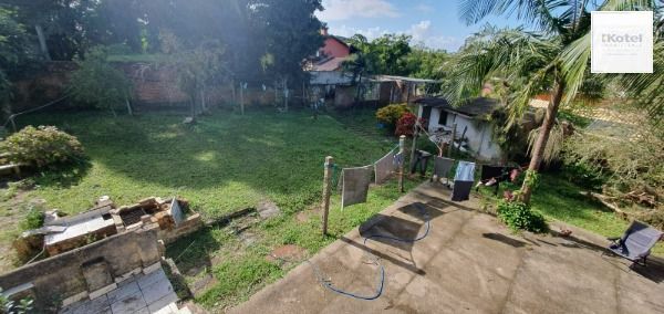 Terreno em Porto Alegre, no bairro Belém Novo, à venda.