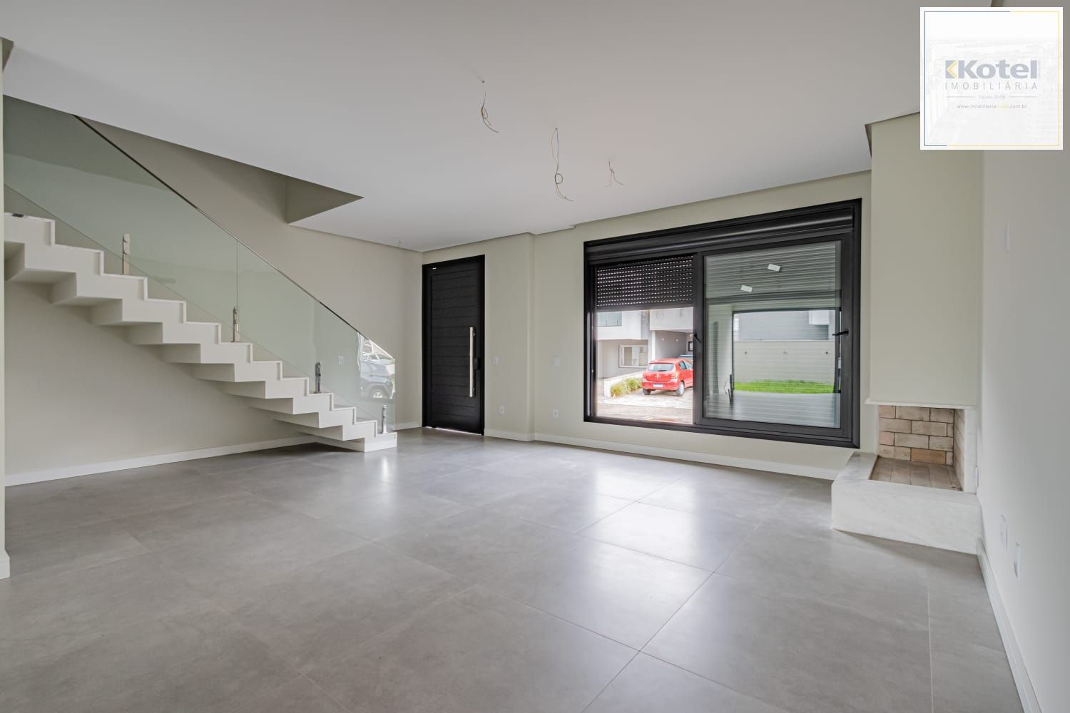 Sobrado  Condominio Amalffi com 03 suites - 180m² zona Sul de Porto Alegre