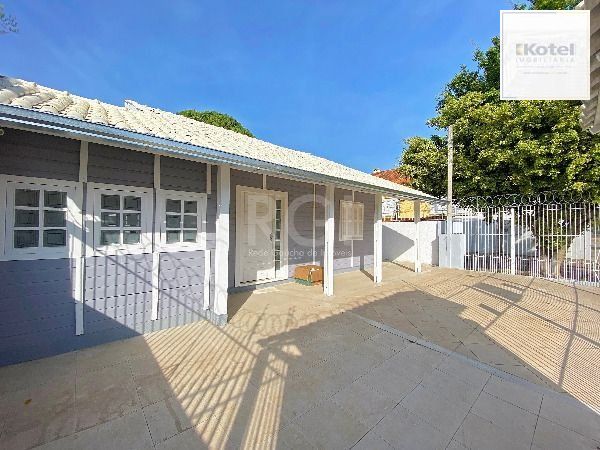 Casa para Venda - 101m², 3 dormitórios, sendo 1 suites, 3 vagas - Guarujá — foto 4