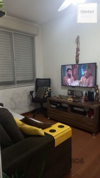 Apartamento em Porto Alegre, no bairro Cristal, com 1 dormitório(s), e 1 banheiros, à venda. — foto 4