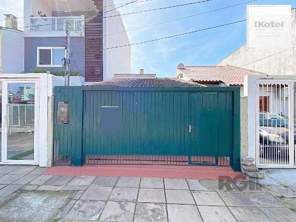 Casa em Porto Alegre, no bairro Aberta dos Morros, com 2 dormitório(s), e 2 banheiros, à venda. — foto 2
