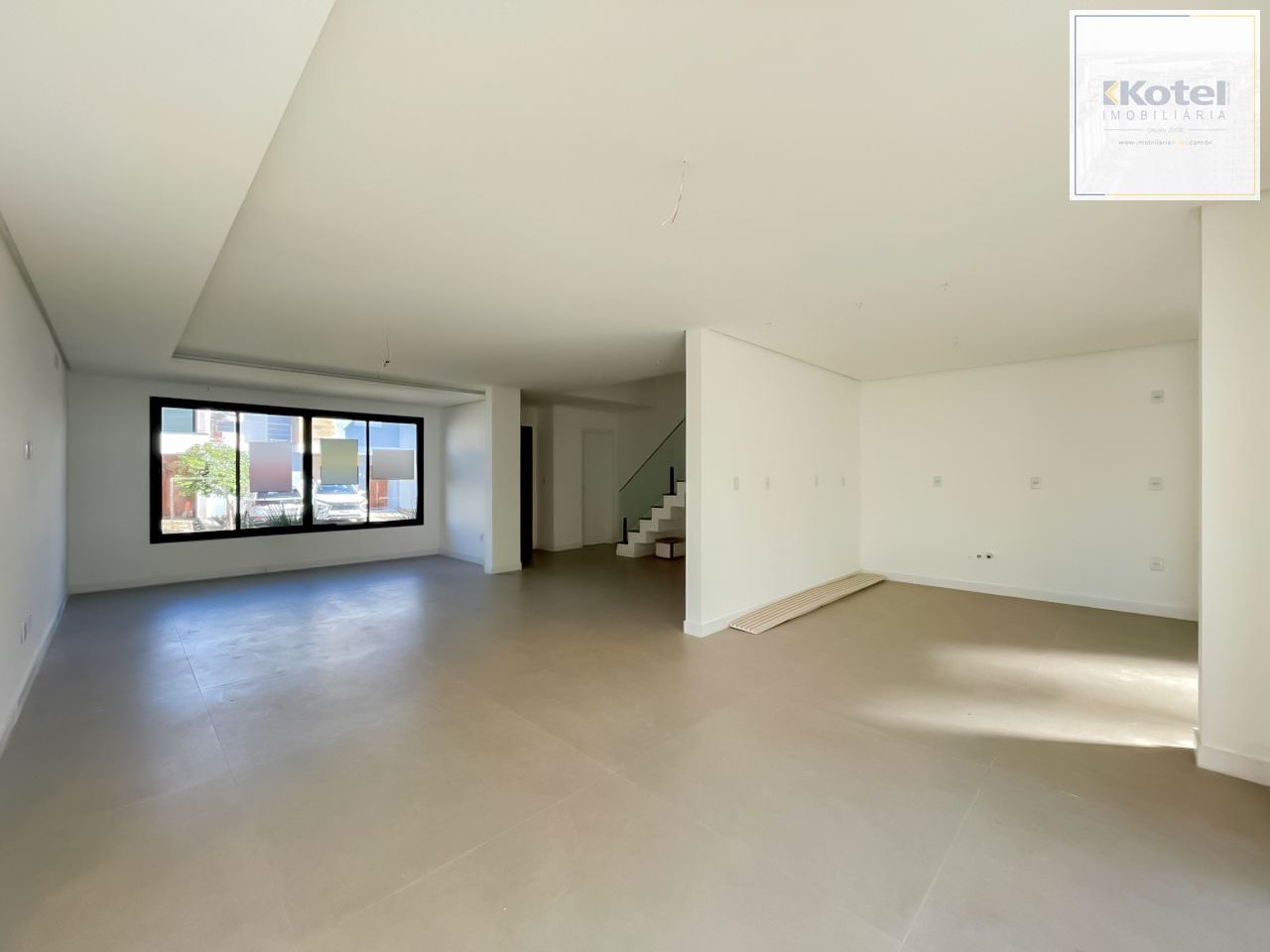 Casa Condominio em Porto Alegre, no bairro Ipanema, com 3 dormitório(s), e 3 banheiros, à venda. — foto 3