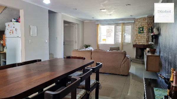 Casa para Venda - 177m², 3 dormitórios, sendo 1 suites, 2 vagas - Hípica — foto 5
