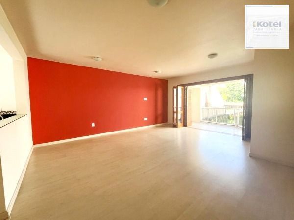 Apartamento em Porto Alegre, no bairro Tristeza, com 2 dormitório(s), e 2 banheiros, à venda. — foto 3