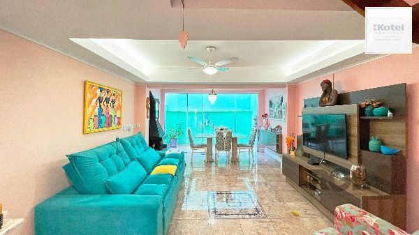 Casa Condominio em Porto Alegre, no bairro Tristeza, com 3 dormitório(s), e 3 banheiros, à venda. — foto 5