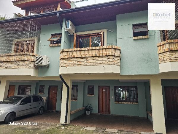 Casa Condominio em Porto Alegre, no bairro Ipanema, com 3 dormitório(s), e 3 banheiros, à venda. — foto 2