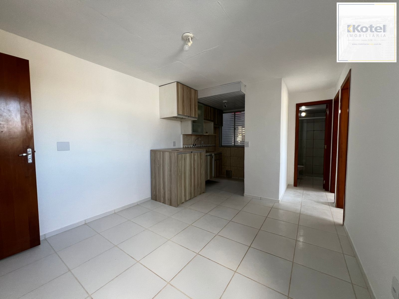 Apartamento de 2 dormitórios à venda bairro campo novo
