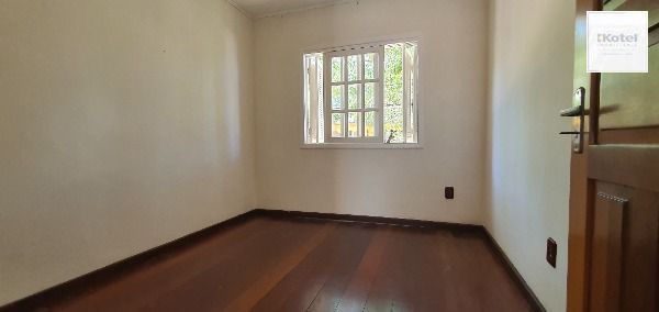 Casa para Venda - 160m², 4 dormitórios, sendo 2 suites, 4 vagas - Urubatã — foto 4