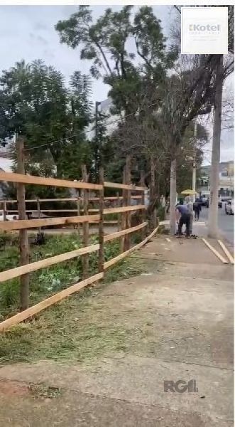Terreno em Porto Alegre, no bairro Teresópolis, à venda. — foto 4