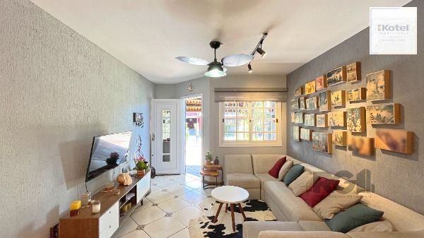 Casa Condominio em Porto Alegre, no bairro Cavalhada, com 3 dormitório(s), e 3 banheiros, à venda. — foto 4