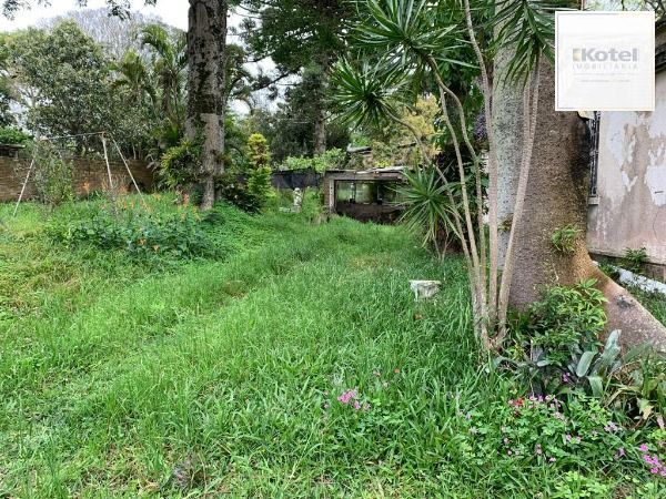 Terreno em Porto Alegre, no bairro Belém Novo, à venda.