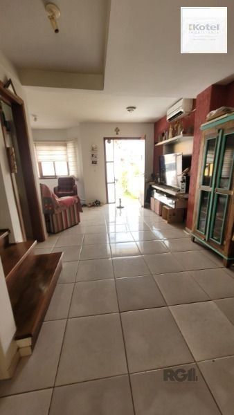 Casa Condominio em Porto Alegre, no bairro Hípica, com 2 dormitório(s), e 2 banheiros, à venda. — foto 4