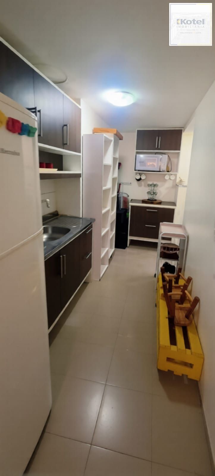Excelente apartamento térreo 2 dormitórios com vaga de estacionamento — foto 3